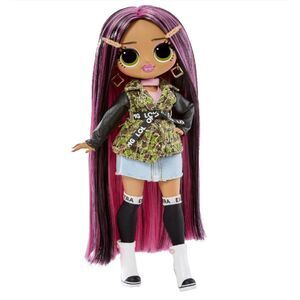 L.O.L. Surprise O.M.G. World Travel™ City Babe Fashion Doll Size 9.5" + Suitcase